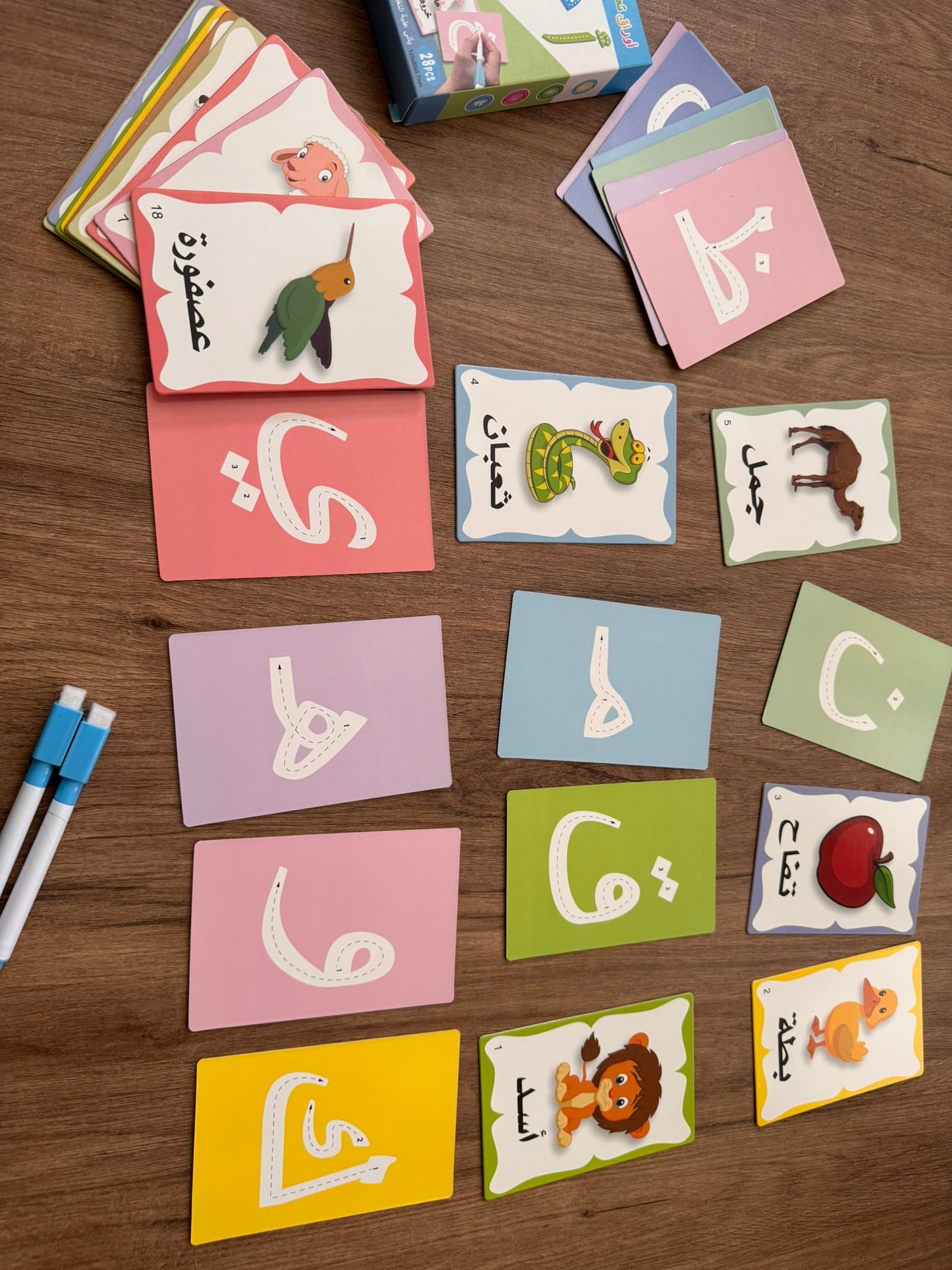 Arabic Letter Stroke Flashcards Set – Trace, Wipe & Vocab [51103-14]